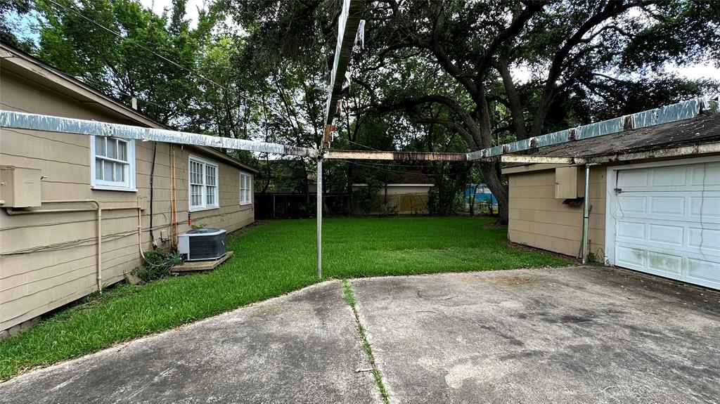 1304 Pirtle Street, La Marque, Texas image 9