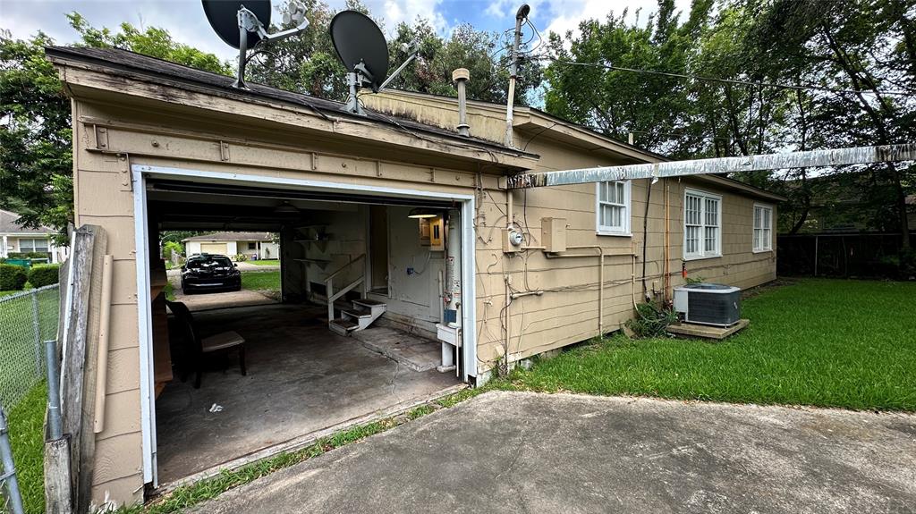 1304 Pirtle Street, La Marque, Texas image 8