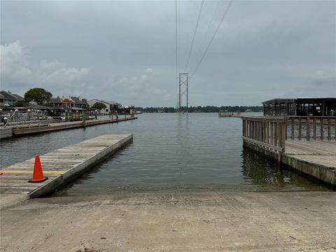 A home in Conroe