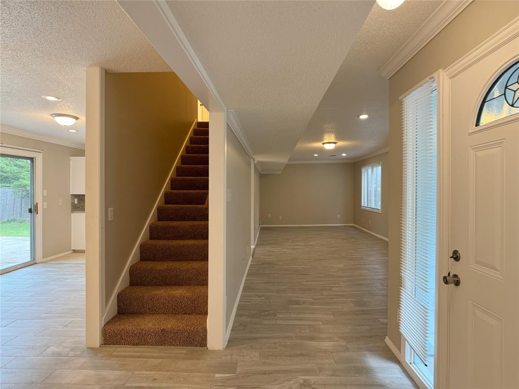 Photo 4 of 50 of 175 Rolling Springs Drive house
