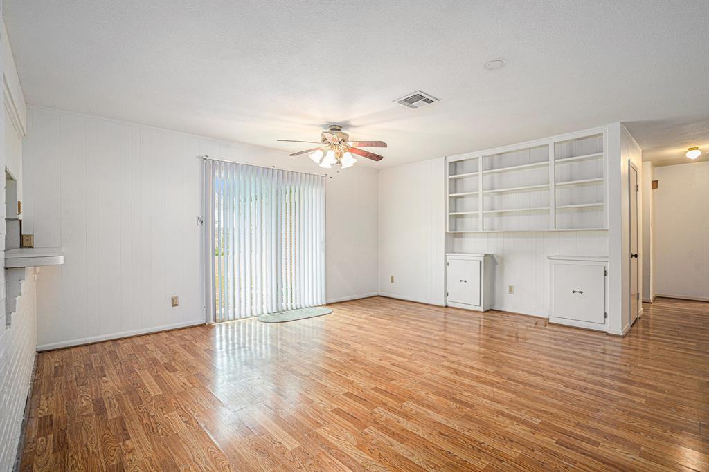 Baytown, Texas 77521, United States, 3 Bedrooms Bedrooms, ,2 BathroomsBathrooms,Residential,Active,165471