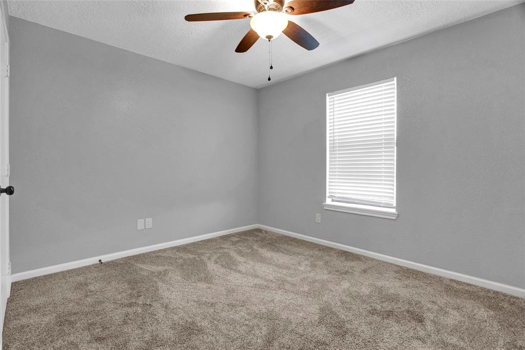 309 Rice Street, Angleton, Texas image 9