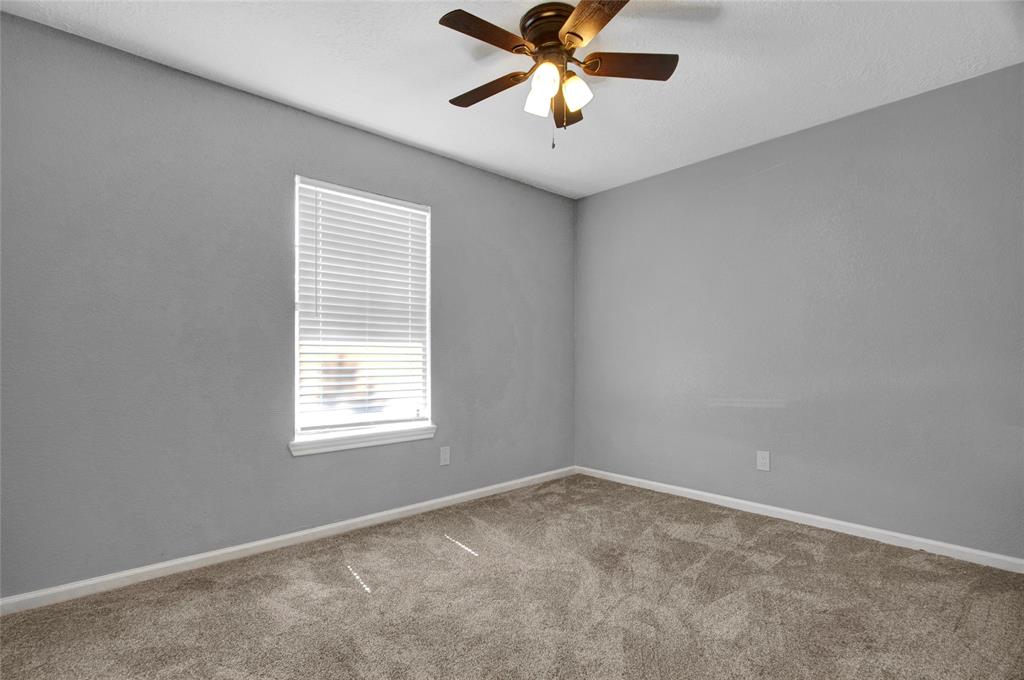 309 Rice Street, Angleton, Texas image 10