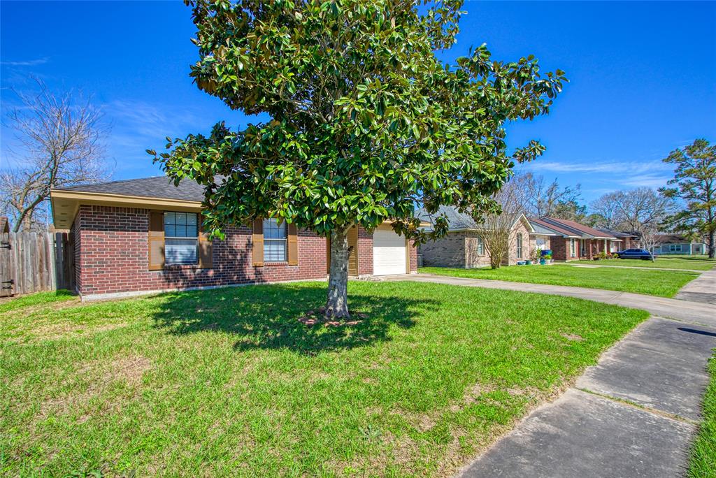 309 Rice Street, Angleton, Texas image 16
