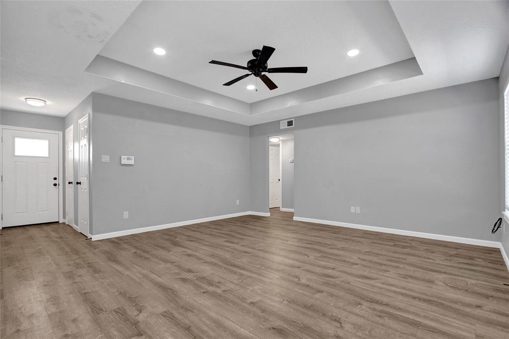 309 Rice Street, Angleton, Texas image 1