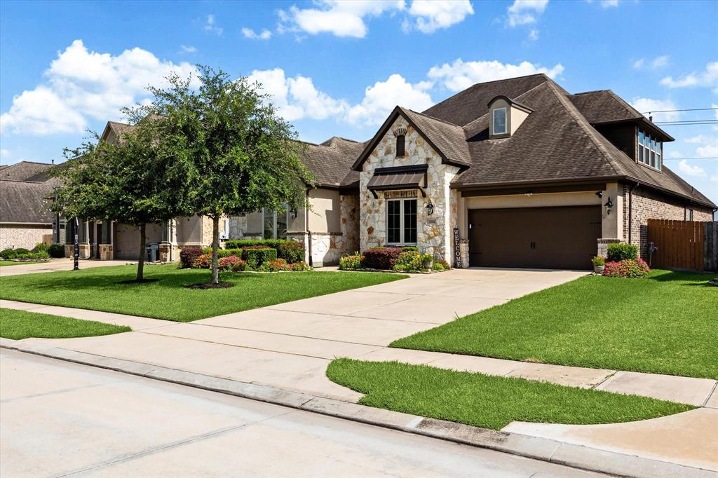 2524 Royal Field Lane