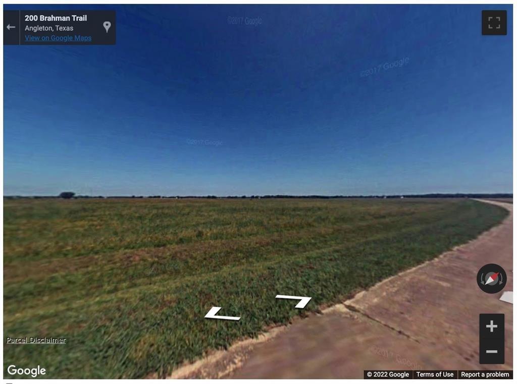 48 Brahman Trail, Angleton, Texas image 4