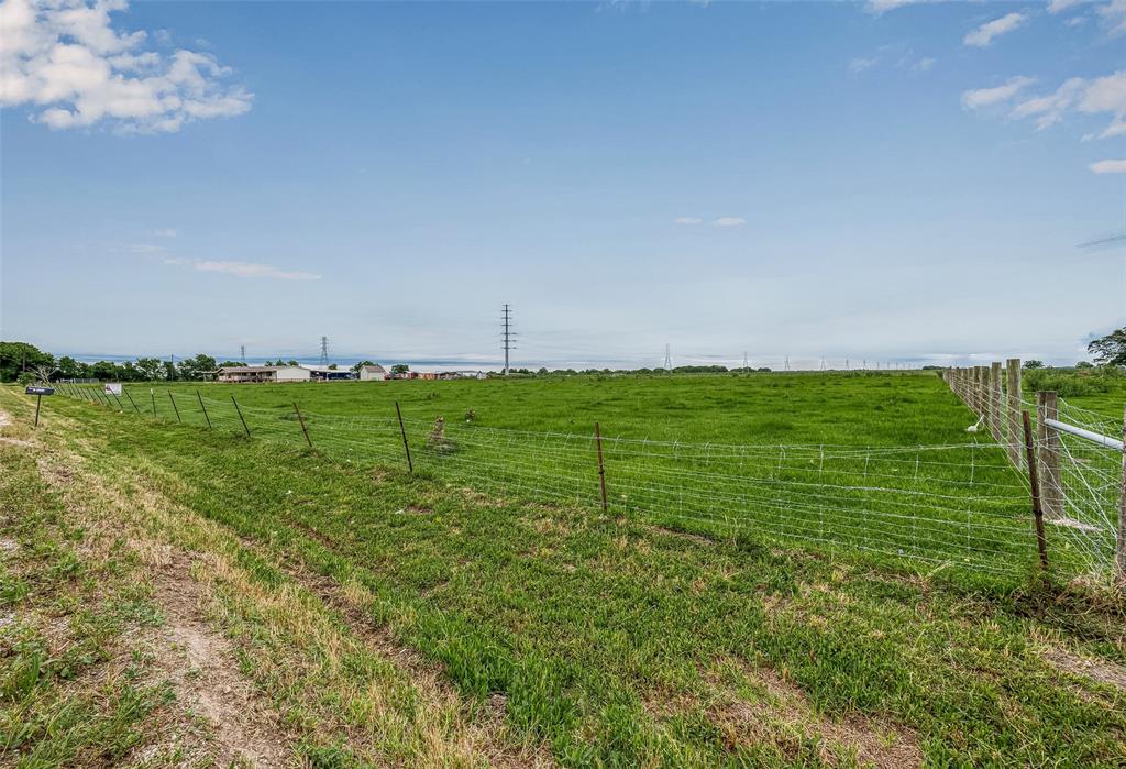 TBD Cr-20, Damon, Texas image 18