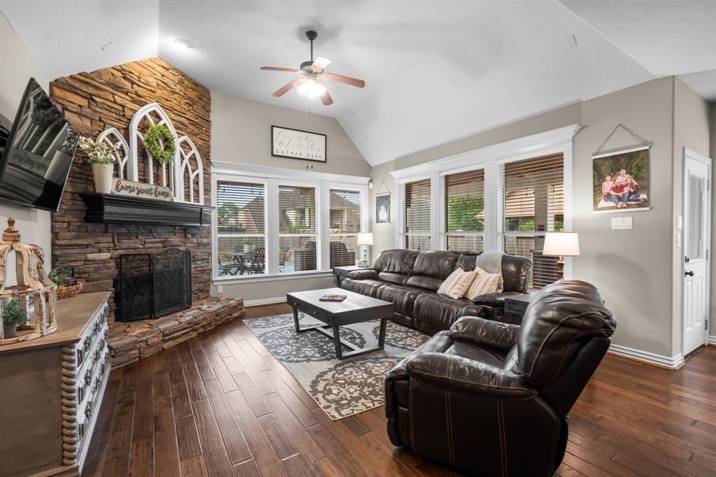 114 Arbor Ridge Court, Conroe, Texas image 8