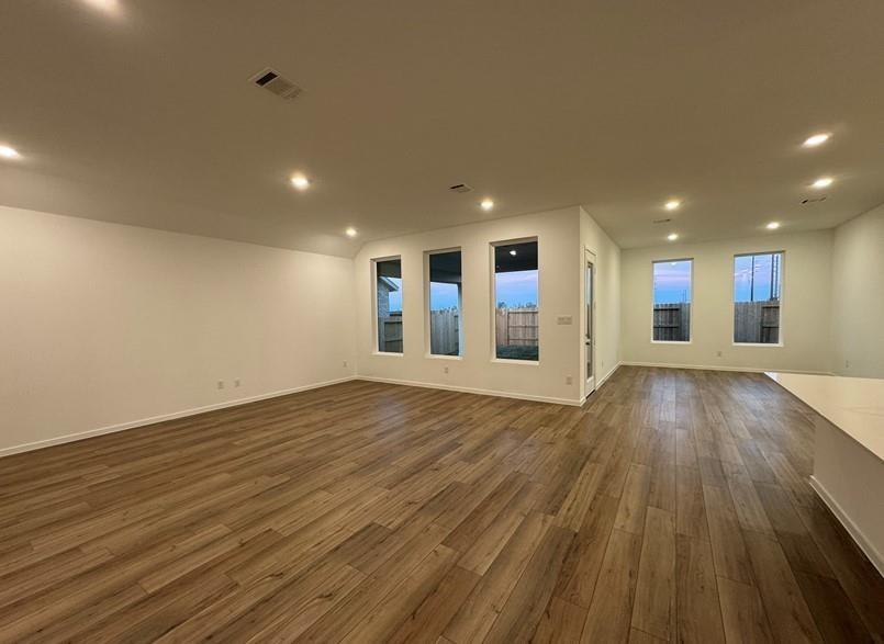 818 Blue Stone Drive, Beasley, Texas image 2