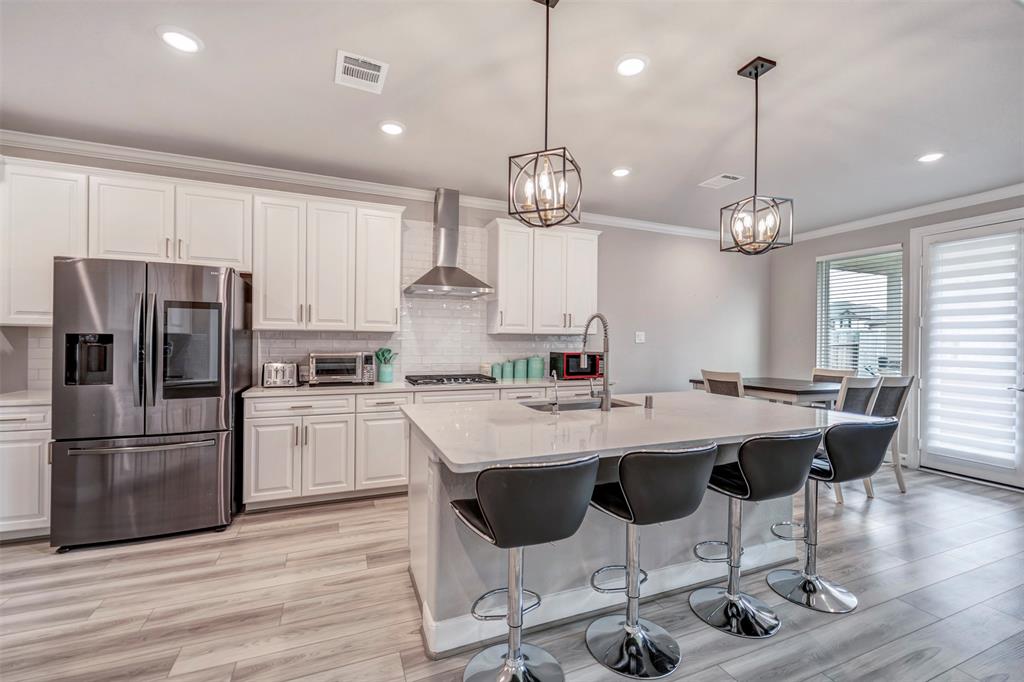 21443 Petherton Drive, Tomball, Texas image 14