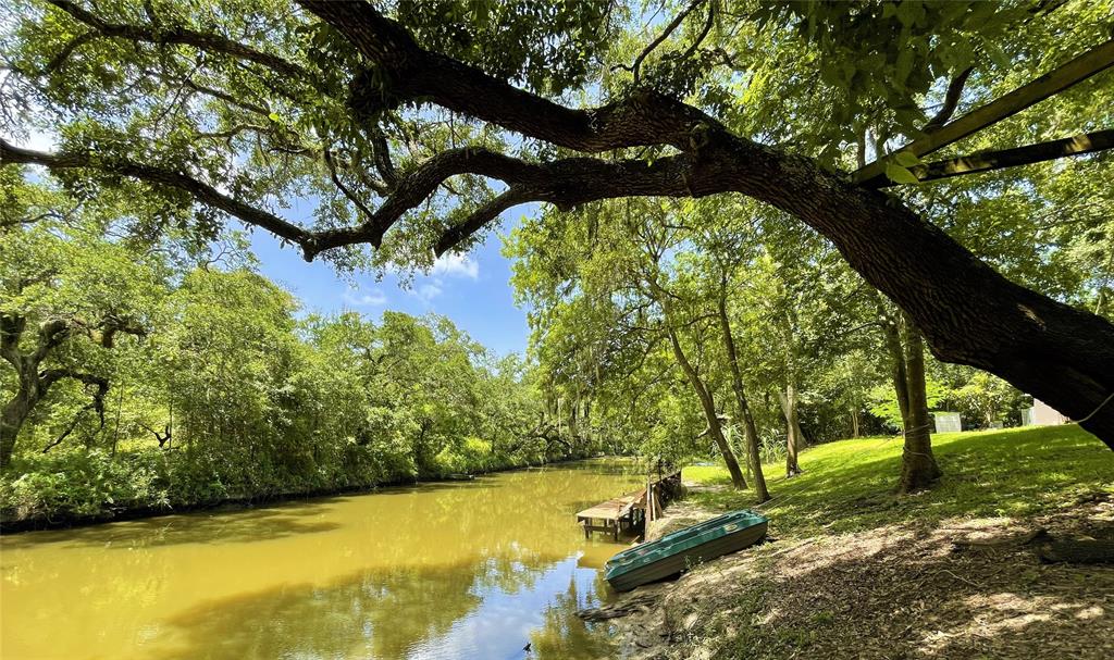 1443 County Road 687, Angleton, Texas image 14