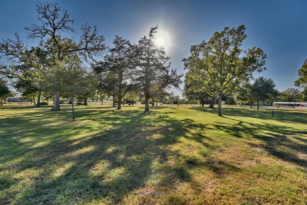 2852 Five Oaks Lane, Brenham, Texas image 10