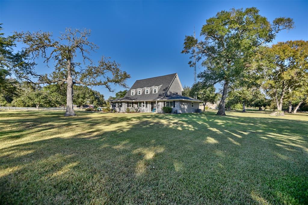 2852 Five Oaks Lane, Brenham, Texas image 12