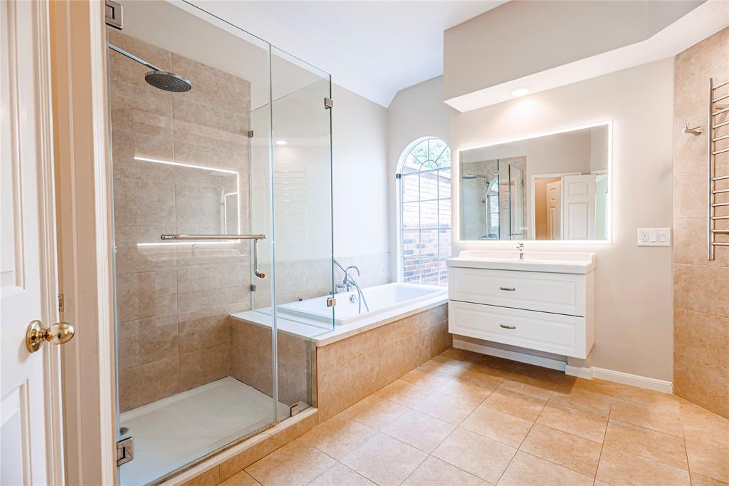 1243 Spinnaker Way, Sugar Land, Texas image 22