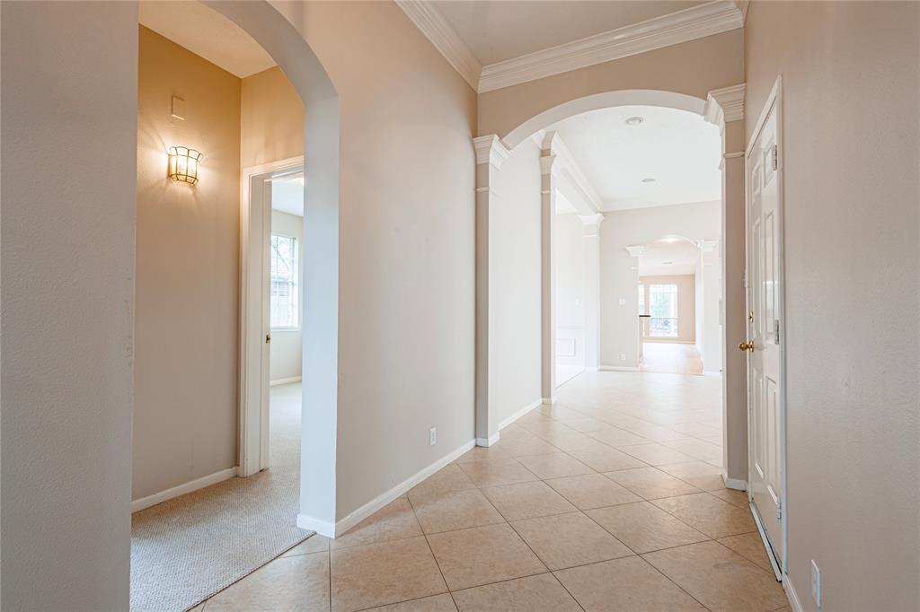 1243 Spinnaker Way, Sugar Land, Texas image 5