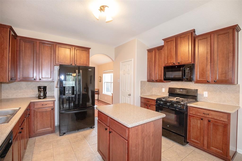 866 Pebblebank Lane, League City, Texas image 15