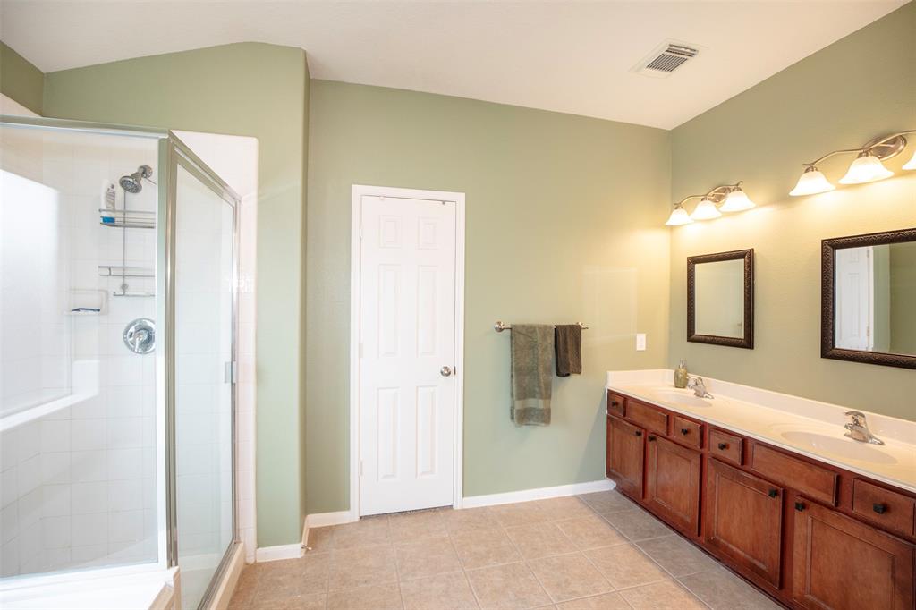 866 Pebblebank Lane, League City, Texas image 20