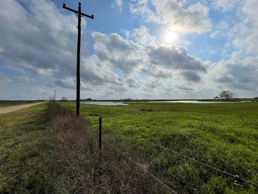 001 Cr 471, El Campo, Texas image 5