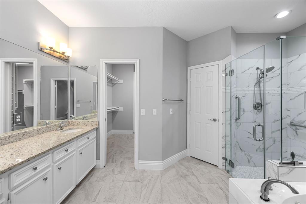 6542 Shinnecock Hills Drive, Houston, Texas image 14