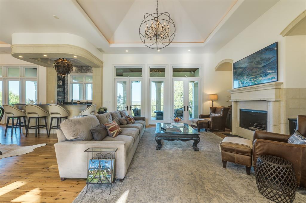 115 Hidden Hills Drive, Spicewood, Texas image 8