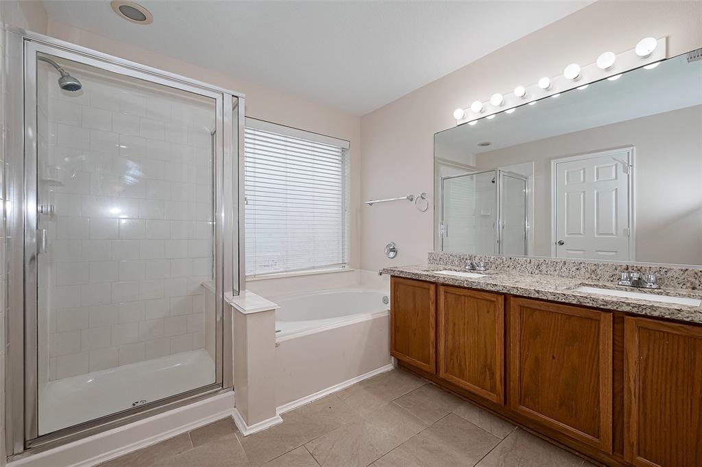 15043 Sugar Place Drive, Sugar Land, Texas image 29
