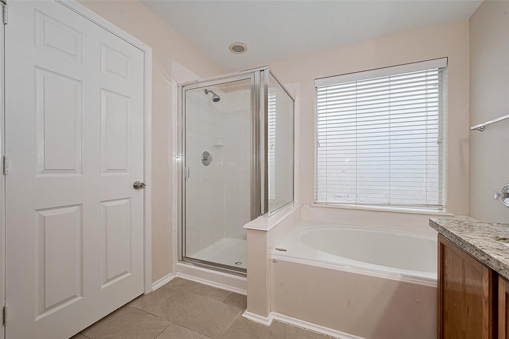 15043 Sugar Place Drive, Sugar Land, Texas image 30