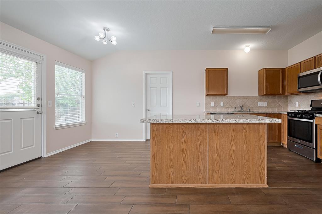 15043 Sugar Place Drive, Sugar Land, Texas image 14