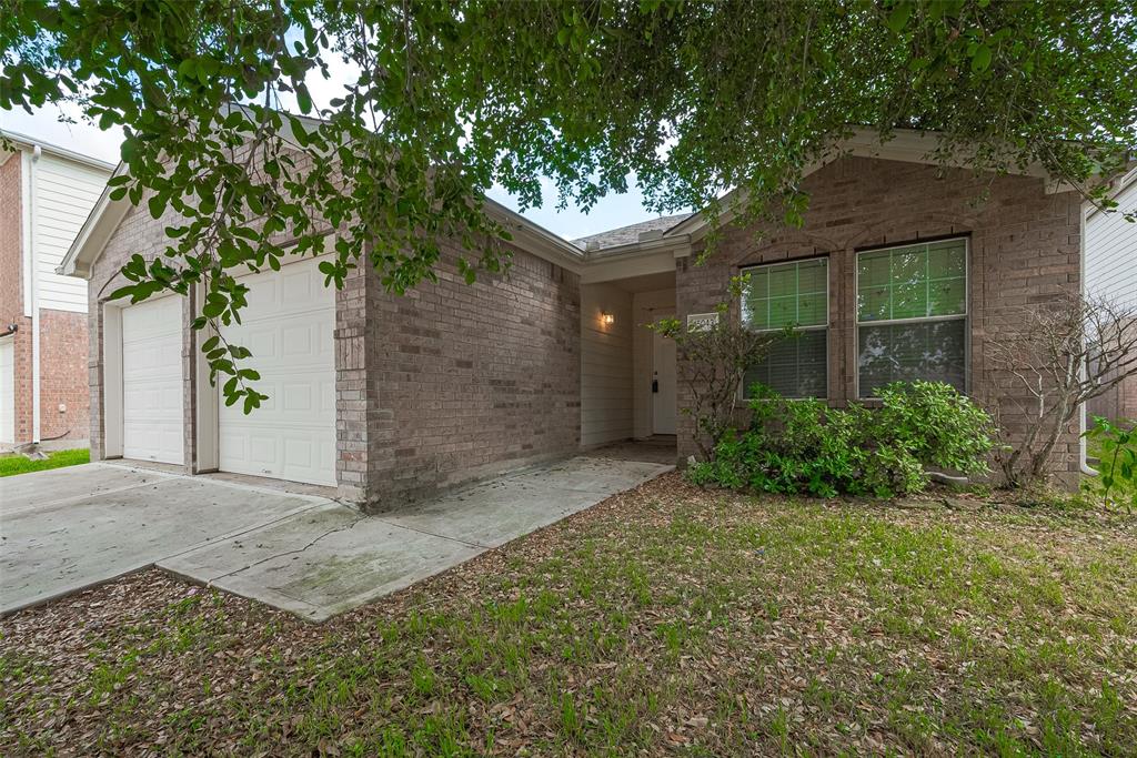 15043 Sugar Place Drive, Sugar Land, Texas image 1