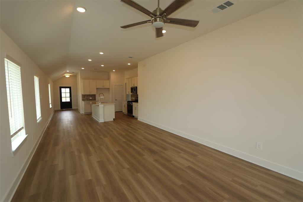 17406 Cyprian Cedar Lane, New Caney, Texas image 2