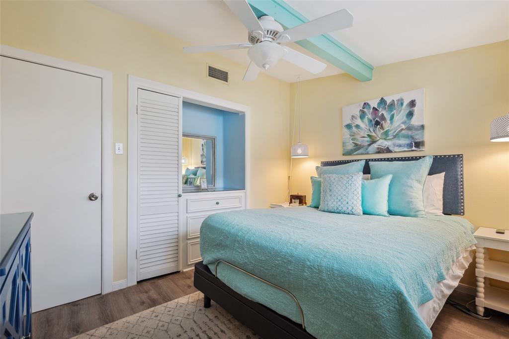 22118 Matagorda Drive, Galveston, Texas image 40