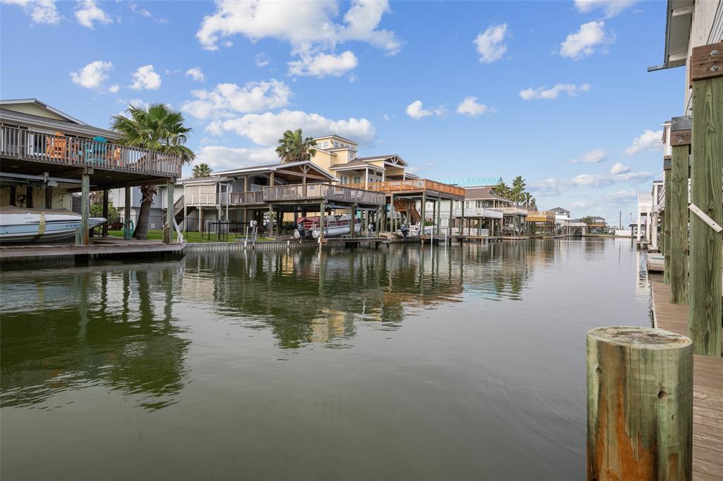 22118 Matagorda Drive, Galveston, Texas image 12