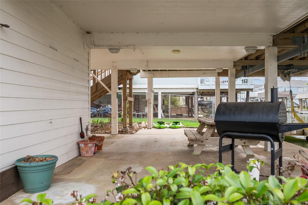 22118 Matagorda Drive, Galveston, Texas image 8