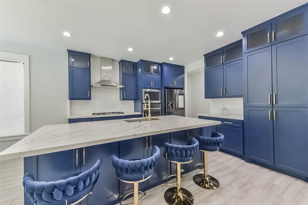 2526 Gladiator Drive