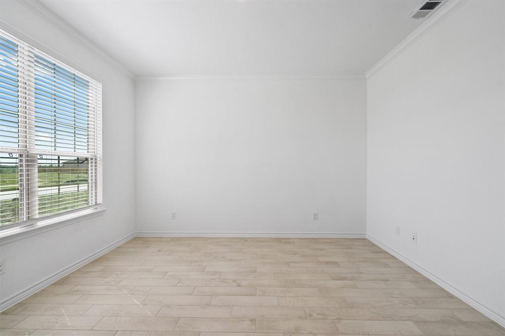 438 Turtle Creek Drive, Dayton, Texas image 3
