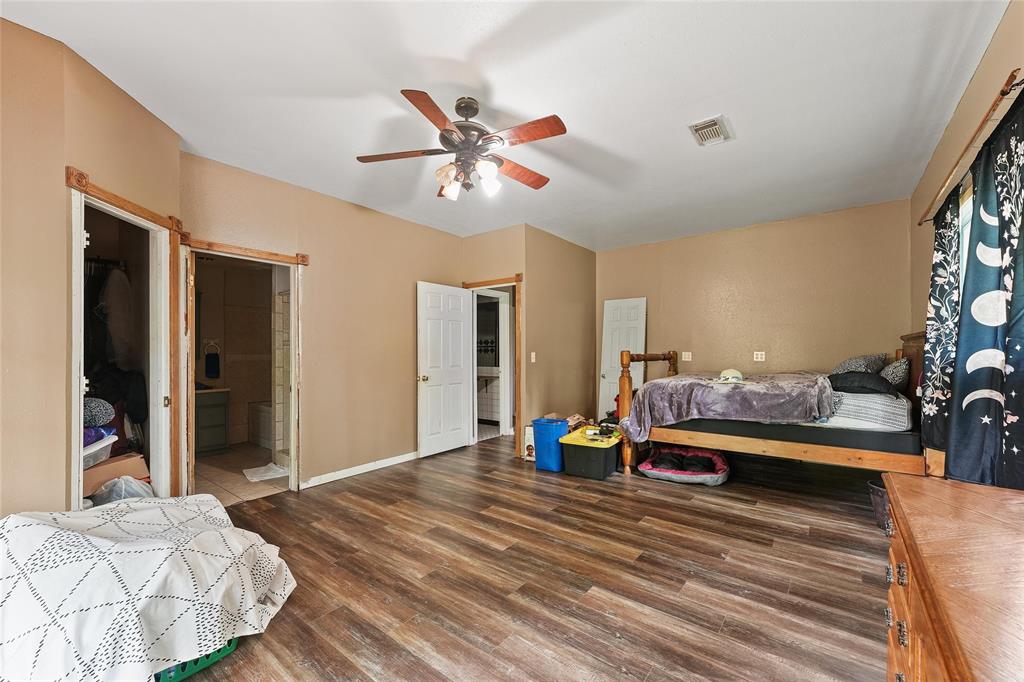 560 Donahoe Road, Coldspring, Texas image 11