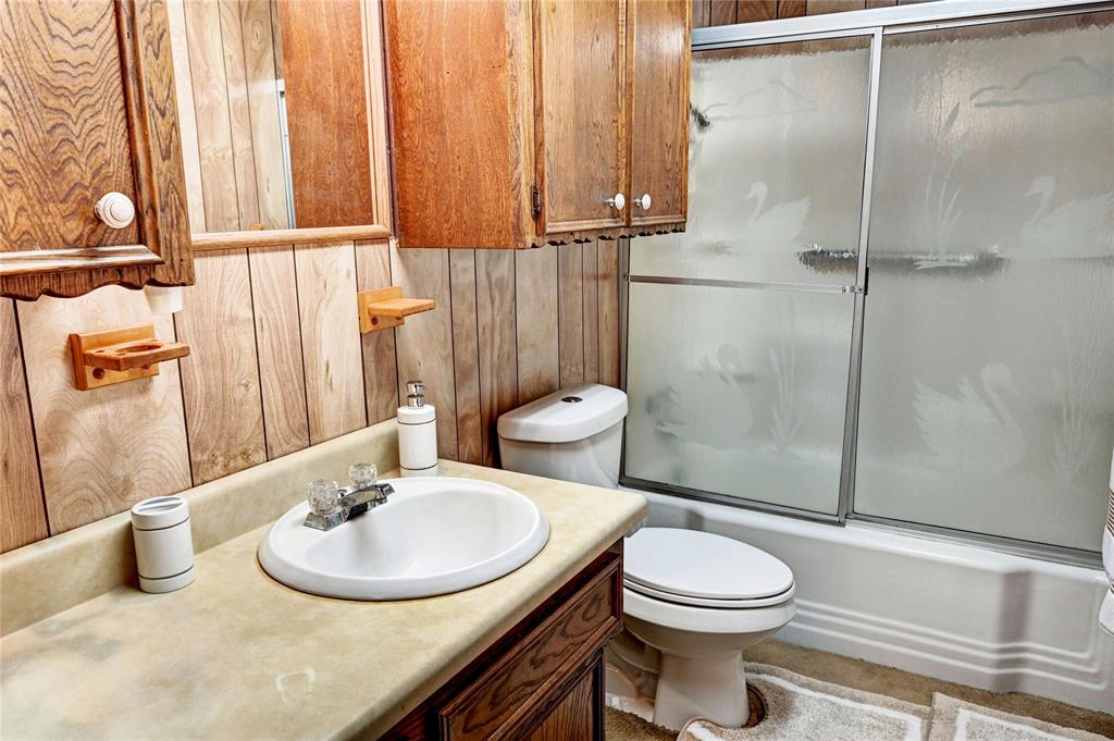 6 Hickory Hollow, Huntsville, Texas image 33