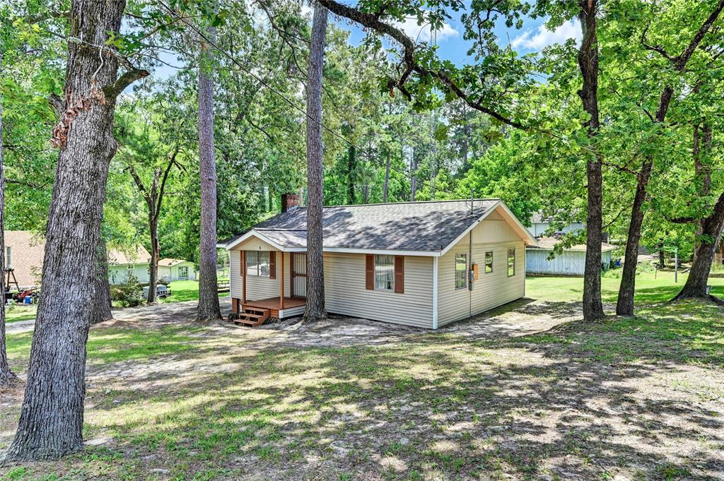 6 Hickory Hollow, Huntsville, Texas image 1