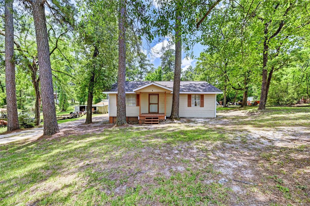 6 Hickory Hollow, Huntsville, Texas image 2