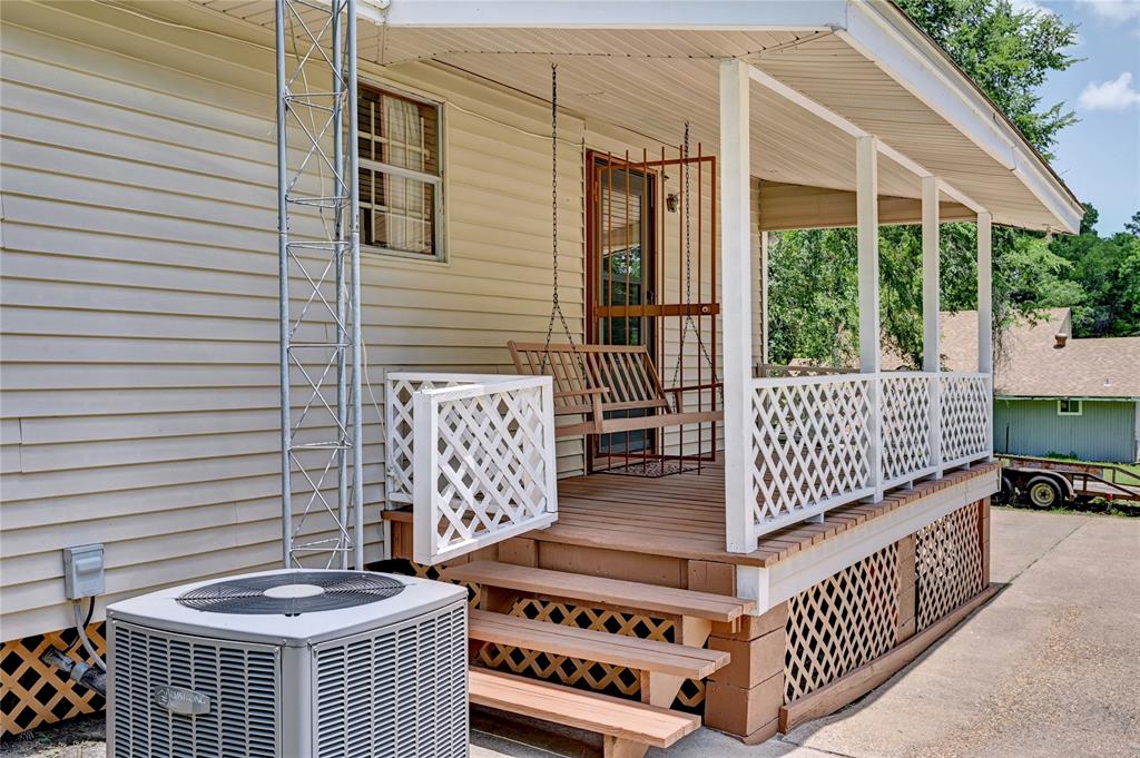 6 Hickory Hollow, Huntsville, Texas image 14