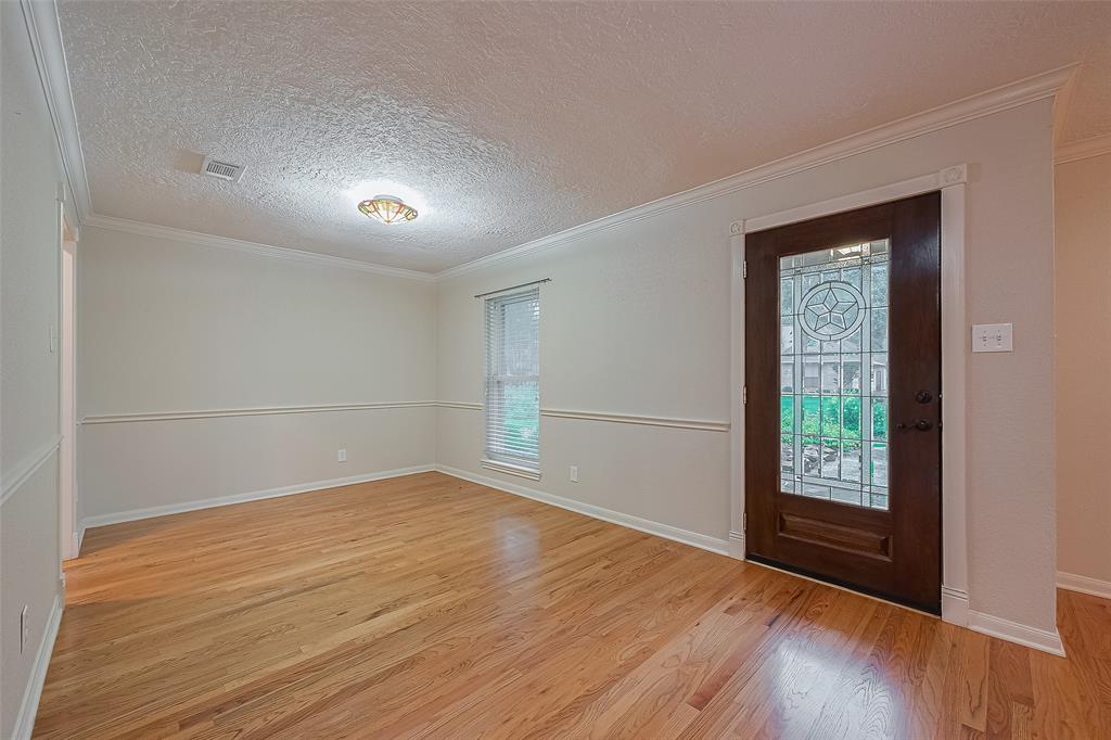 2718 Silver Falls Drive, Kingwood, Texas image 4