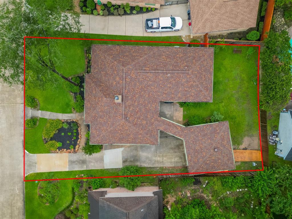 2718 Silver Falls Drive, Kingwood, Texas image 33