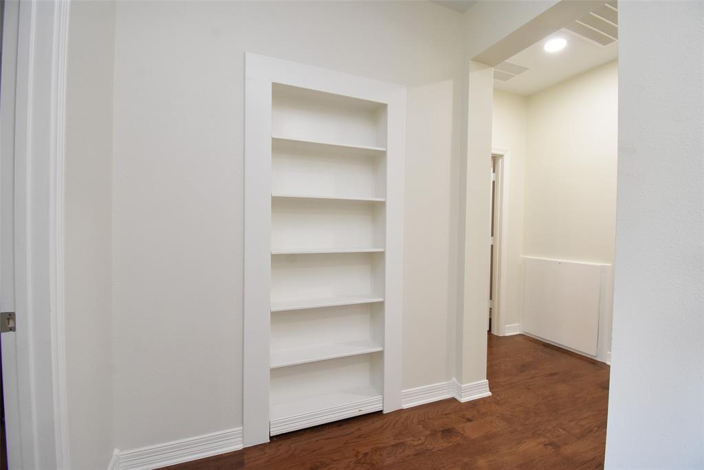 18901 N Bee Cave Springs Circle, Cypress, Texas image 24