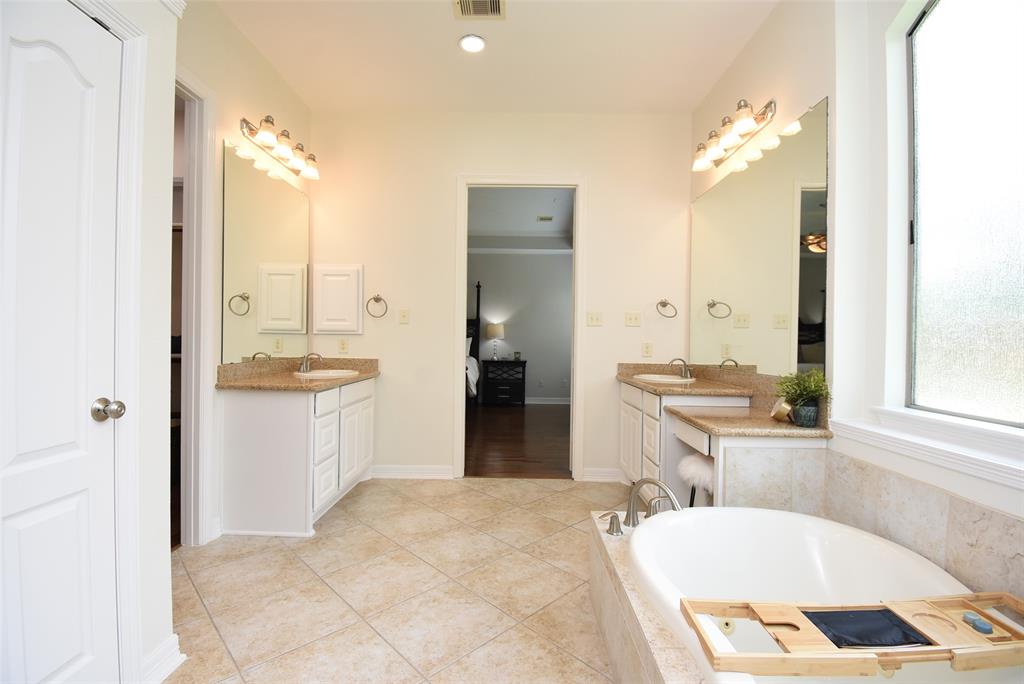 18901 N Bee Cave Springs Circle, Cypress, Texas image 14