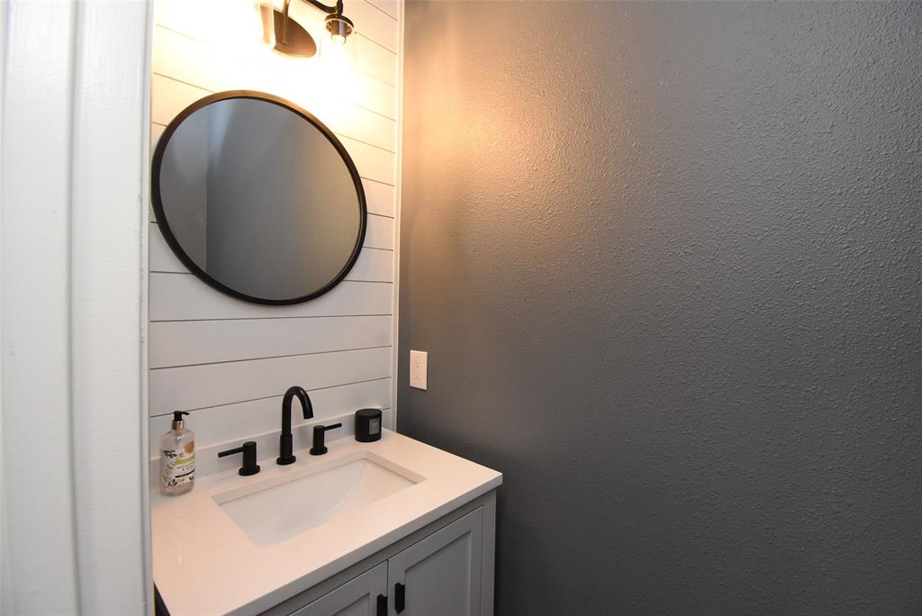 18901 N Bee Cave Springs Circle, Cypress, Texas image 20