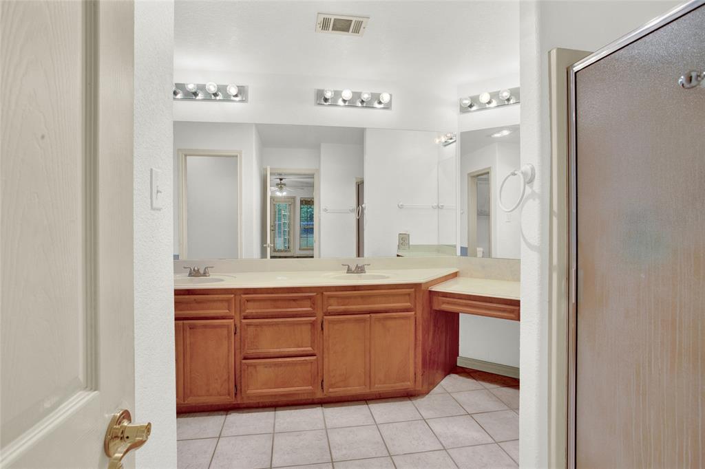 203 Nottingham Drive, Woodville, Texas image 22