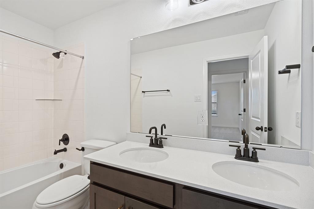 32006 Fernwood Mallow Court, Hockley, Texas image 19