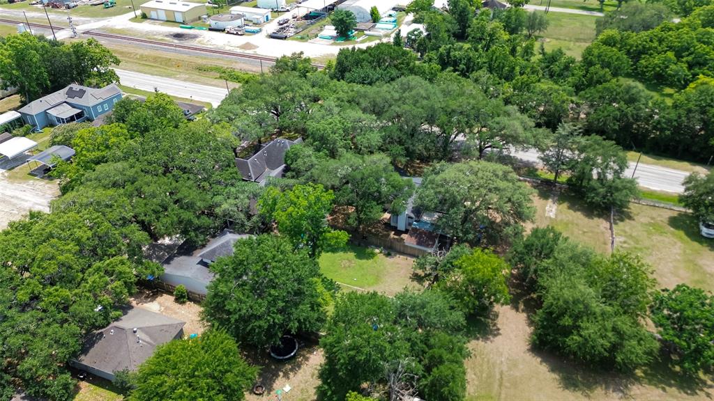 500 W Post Office Street, Eagle Lake, Texas image 37