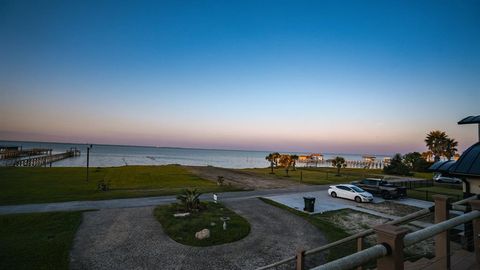 A home in San Leon