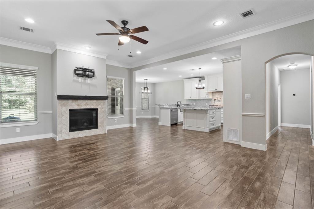 17006 N Saba Court, Splendora, Texas image 8